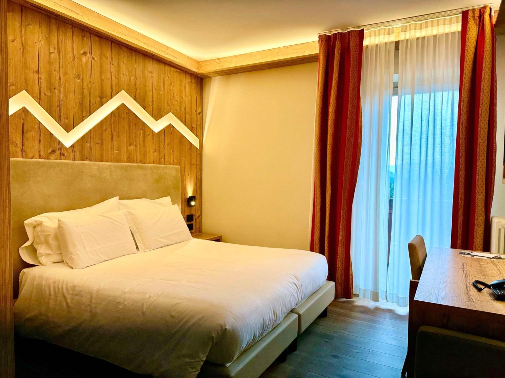 Hotel Cima Rosetta - BW Signature Collection サン・マルティーノ・ディ・カストロッツァ エクステリア 写真